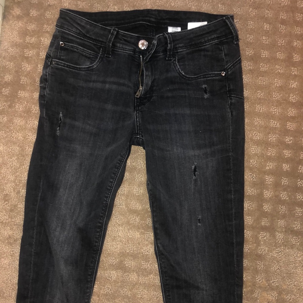 Black H&m skinny jeans size 27/28